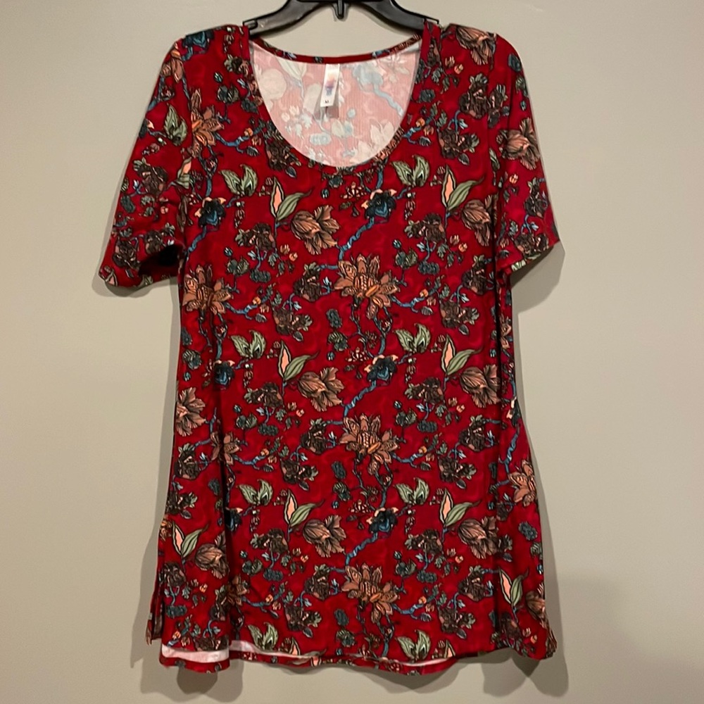 Lula Roe shirt